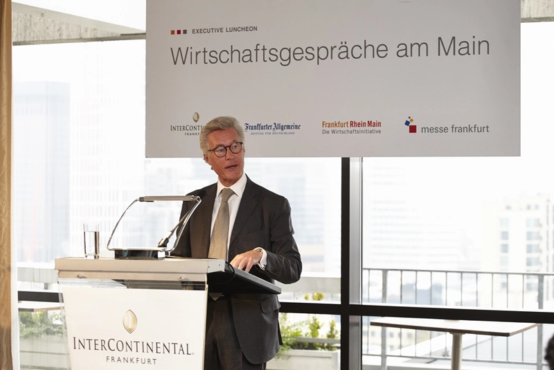 Wirtschaftsgespräche am Main mit J. F. Decaux