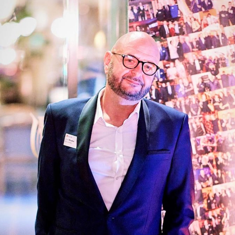 Neumitglied Smart Rebellion: Welcome-Interview mit Bernd Breiter